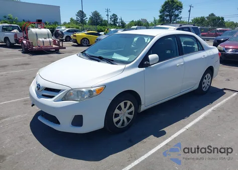 2011 Toyota Corolla Le z USA, uszkodzony, nr VIN 2T1BU4EE3BC654749